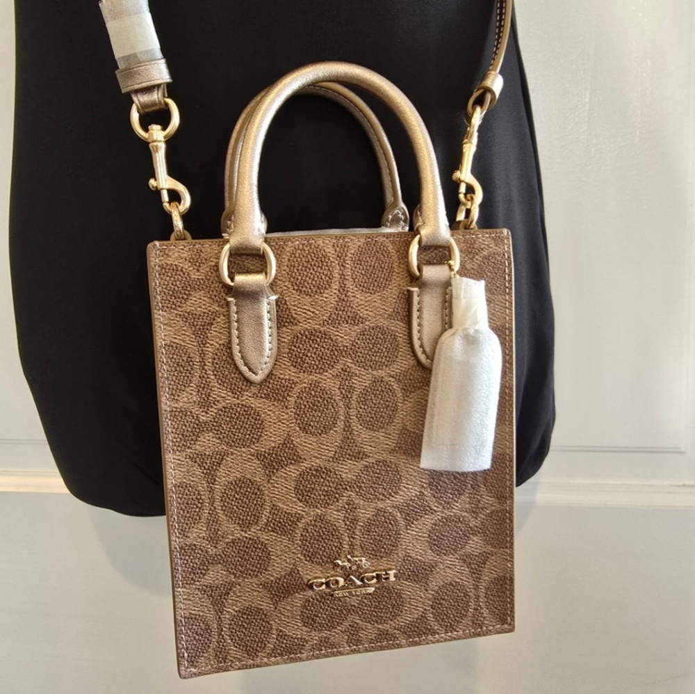 Coach Mini Tote Bag with Heart Shaped Mirror Bag Charms Crossbody in Gift Box - Picture 9 of 16